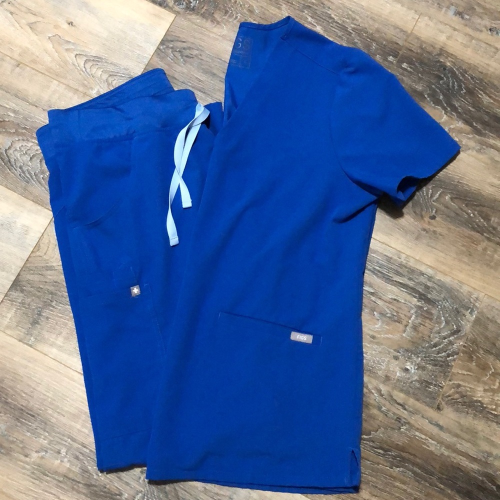 Figs Technical Collection Scrubs Set